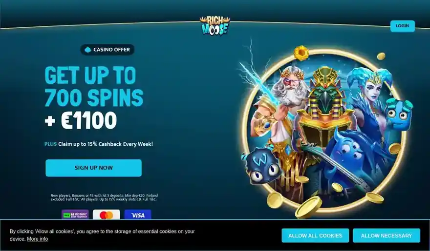 Skjermbilde av forsiden til Rich Moose Casino med velkomsttilbudet på 700 free spins og 1 100 €